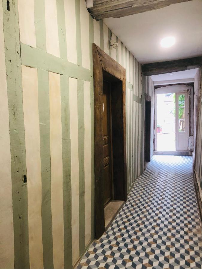 Jade House Hyper Centre Troyes Apartment Exterior foto